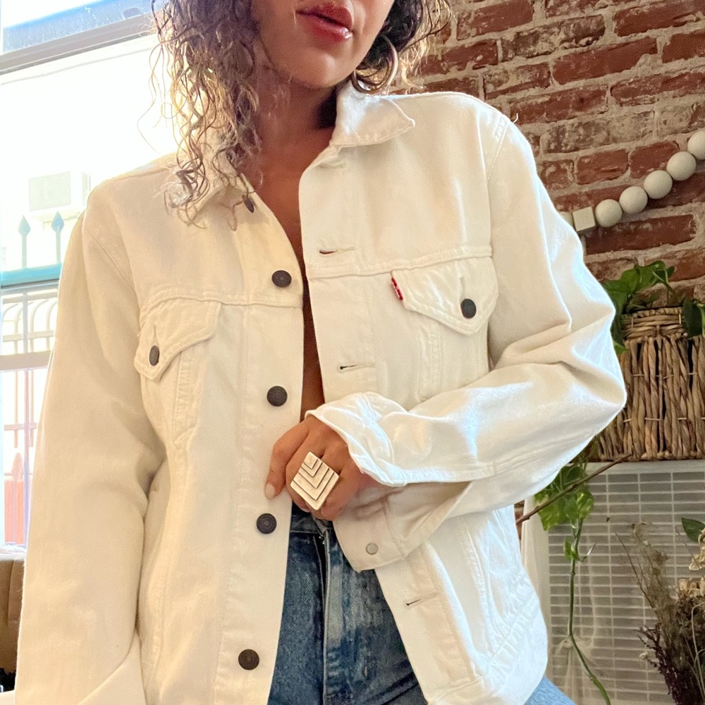 white Levi’s jacket